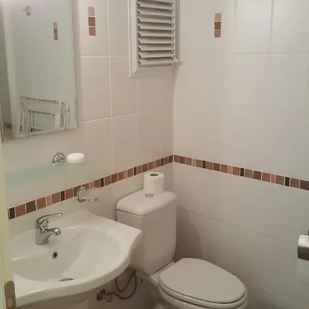 Botanic Garden Apartment *