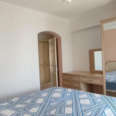 Botanic Garden Apartment